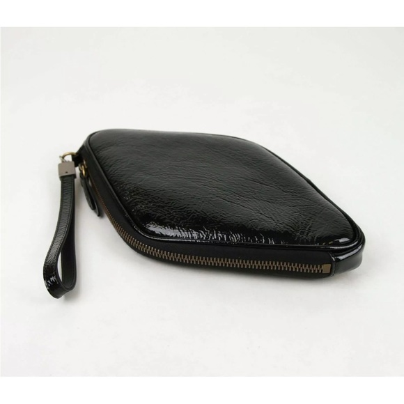 GUCCI Unisex Black Patent Leather Diamond Shape Wrist Wallet 524316 8177 - Picture 6 of 8